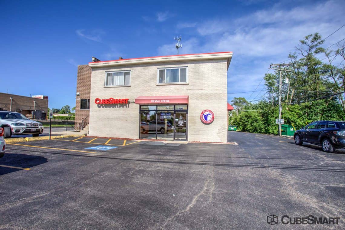 Getting City Smart CubeSmart Self Storage in Lombard, IL