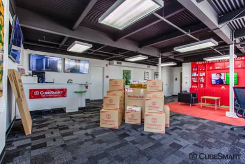 North-Dallas-Self-Storage-CubeSMArt-interior-office-moving supplies