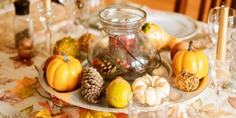 Thanksgiving decor hero