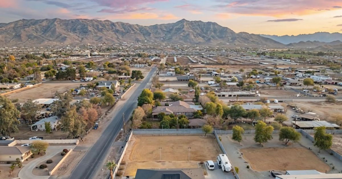 Best Neighborhoods in Phoenix | Top 10 Areas | CubeSmart