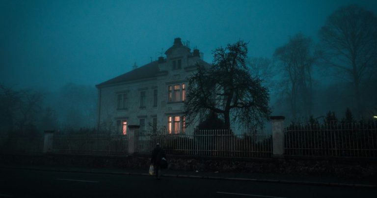 How to Make a Haunted House