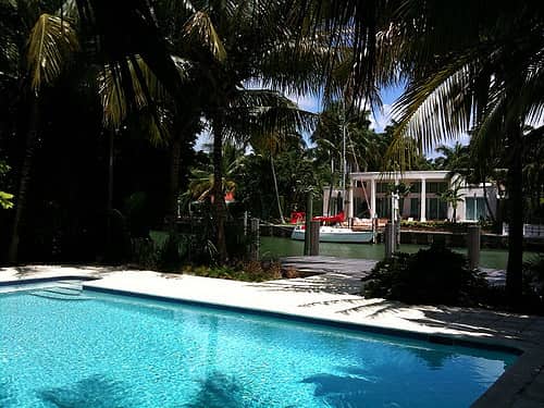 Sunset Islands Miami Beach Neighborhood