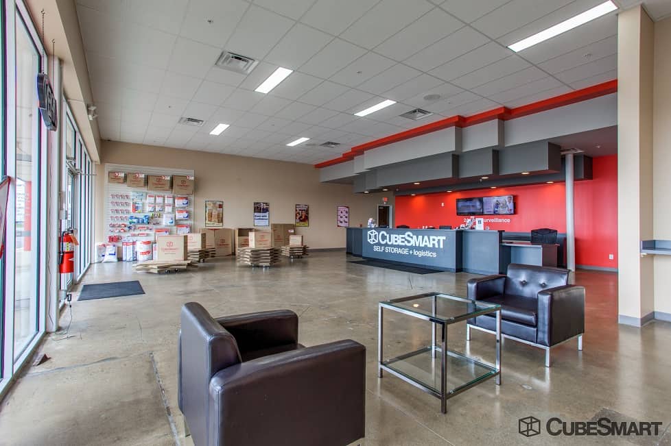 Hilltop-Columbus-OH-interior-office