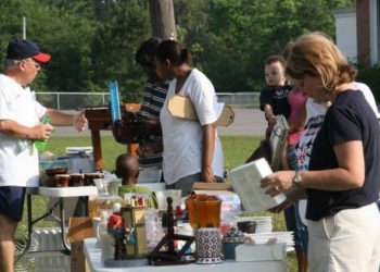 9 Yard Sale Tips and Tricks