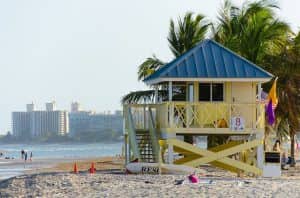 Beach-in-Miami-hot-summer