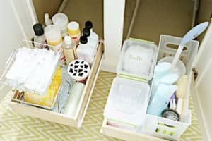 pull-out-drawers-bathroom storage