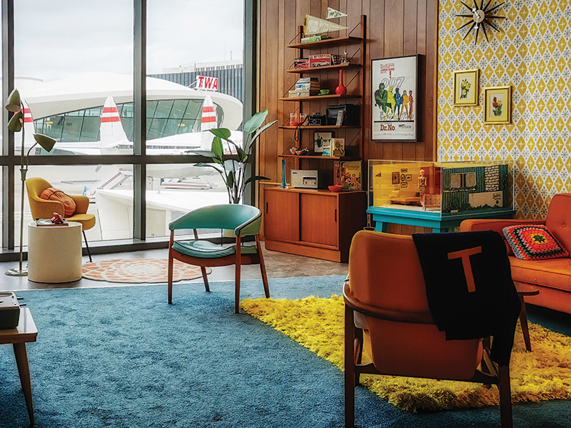 retro-living-room-1.jpg