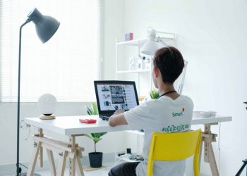 Online School is Now in Session: Seven Tips to Set Up Student Work Areas