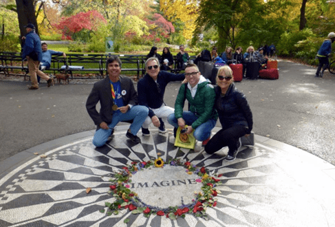Big Apple Greeters working with local New York City visitors