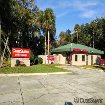 Self Storage Units At 1375 Pioneer Trl In New Smyrna Beach Fl Cubesmart
