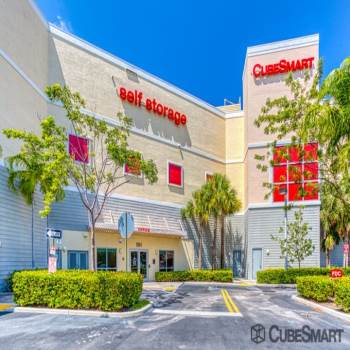 Self Storage Units In Oakland Park From 40 At 5061 Ne 13th Ave Cubesmart