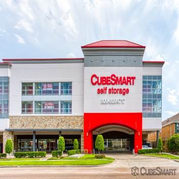Self Storage Units In Houston From 42 At 5321 Richmond Ave Cubesmart