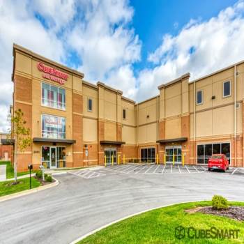Self Storage Units In Louisville From 42 At 2801 N Hurstbourne Pkwy Cubesmart
