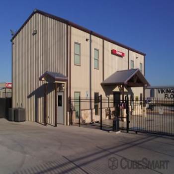 Self-Storage Units at 17535 State Highway 6 S in College Station, TX @CubeSmart