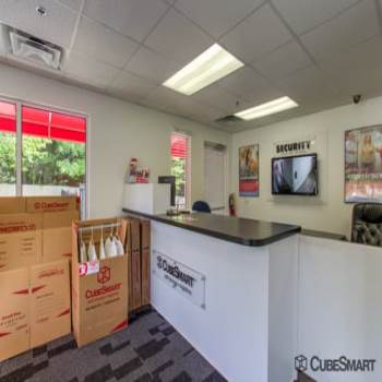 Self-storage Units At 3345 Medlock Bridge Rd In Peachtree Corners Ga Cubesmart Self-storage Units At 3345 Medlock Bridge Rd In Peachtree Corners Ga Cubesmart