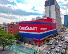 Cubesmart at 900 Atlantic Ave Brooklyn new york