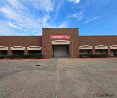 Cubesmart at 16615 Lexington Boulevard Sugar Land texas