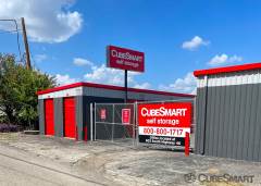 Cubesmart at 1000 Tabernacle St Seguin texas