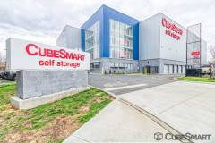 Cubesmart at 8 Breiderhoft Rd Kearny new jersey