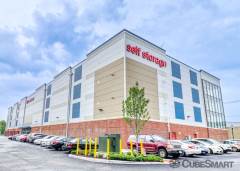 Cubesmart at 200 Wagaraw Rd Hawthorne new jersey