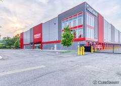 Cubesmart at 909 Stewart Ave Bethpage new york