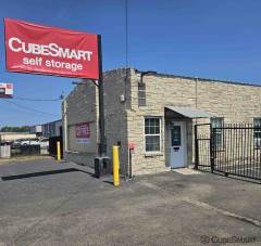 Cubesmart at 2381 E Hwy 71 Del Valle texas