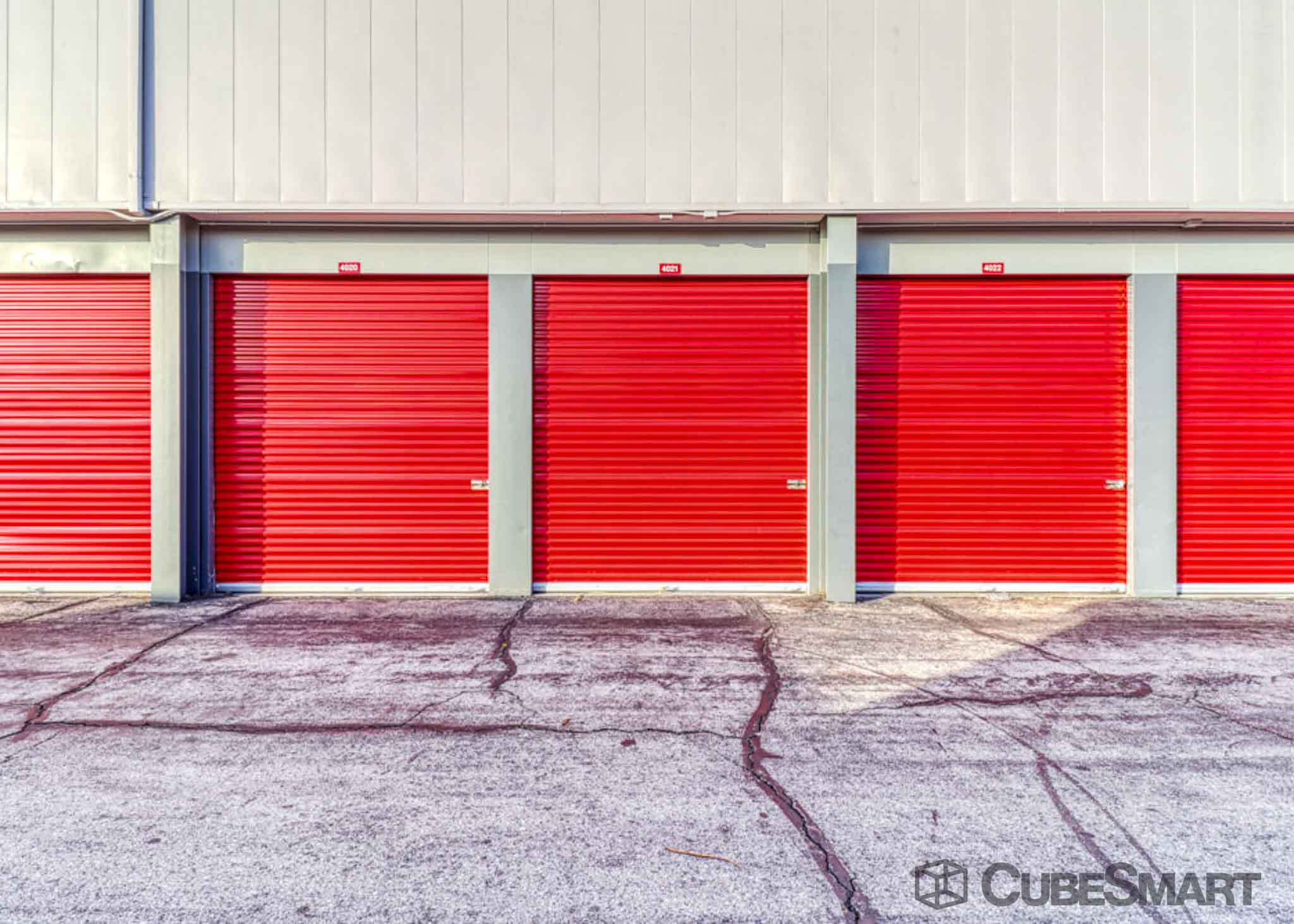 SelfStorage Units at 198 W Artesia Blvd in Long Beach, CA CubeSmart