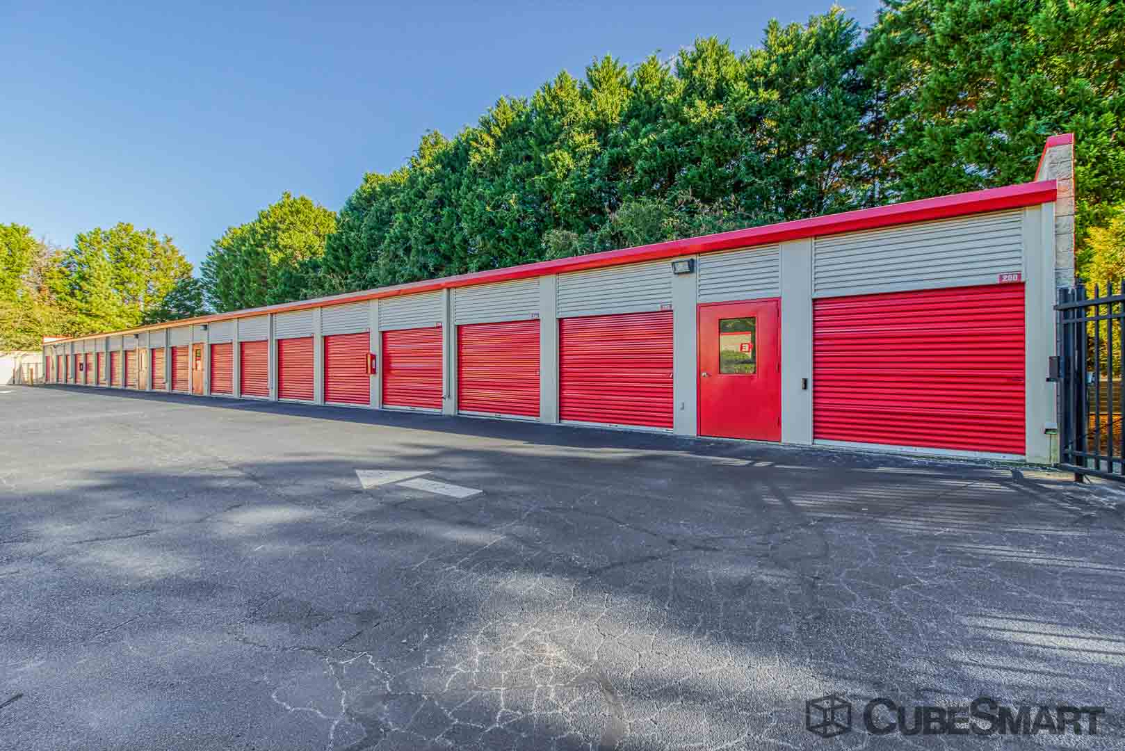 SelfStorage Units at 950 Trinity Rd in Raleigh, NC CubeSmart