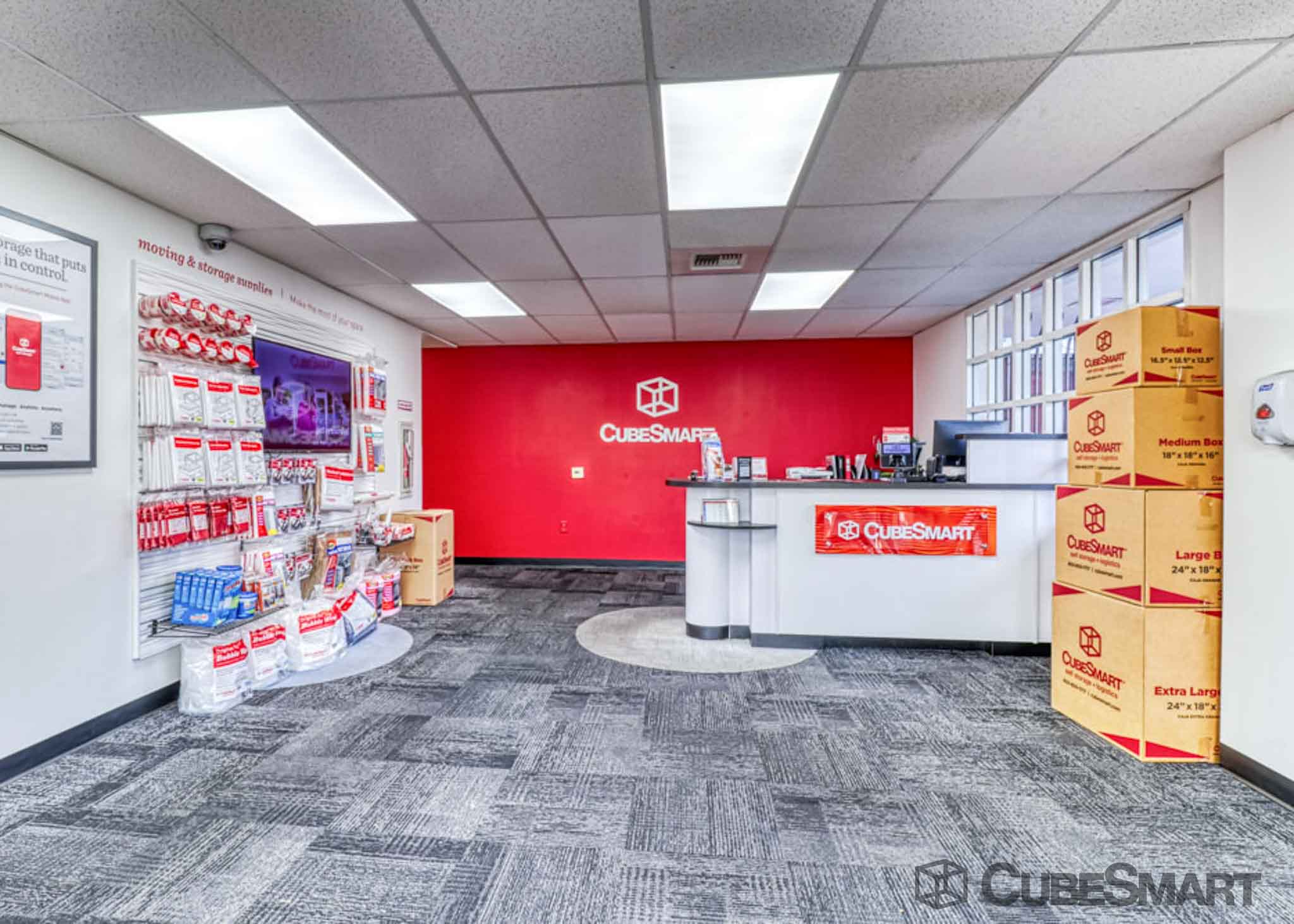 SelfStorage Units at 2323 E South St in Long Beach, CA CubeSmart