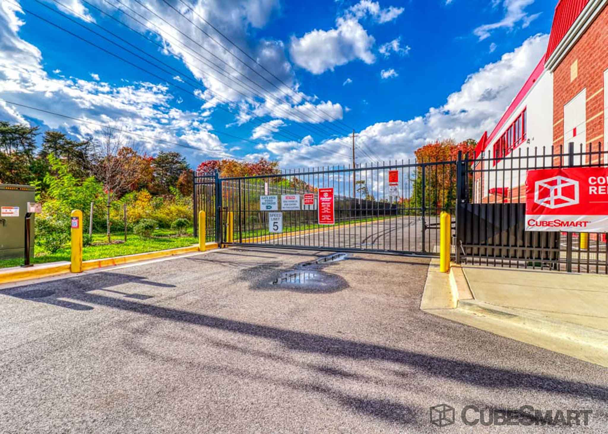 SelfStorage Units at 2121 Brooks Dr in Capitol Heights, MD CubeSmart