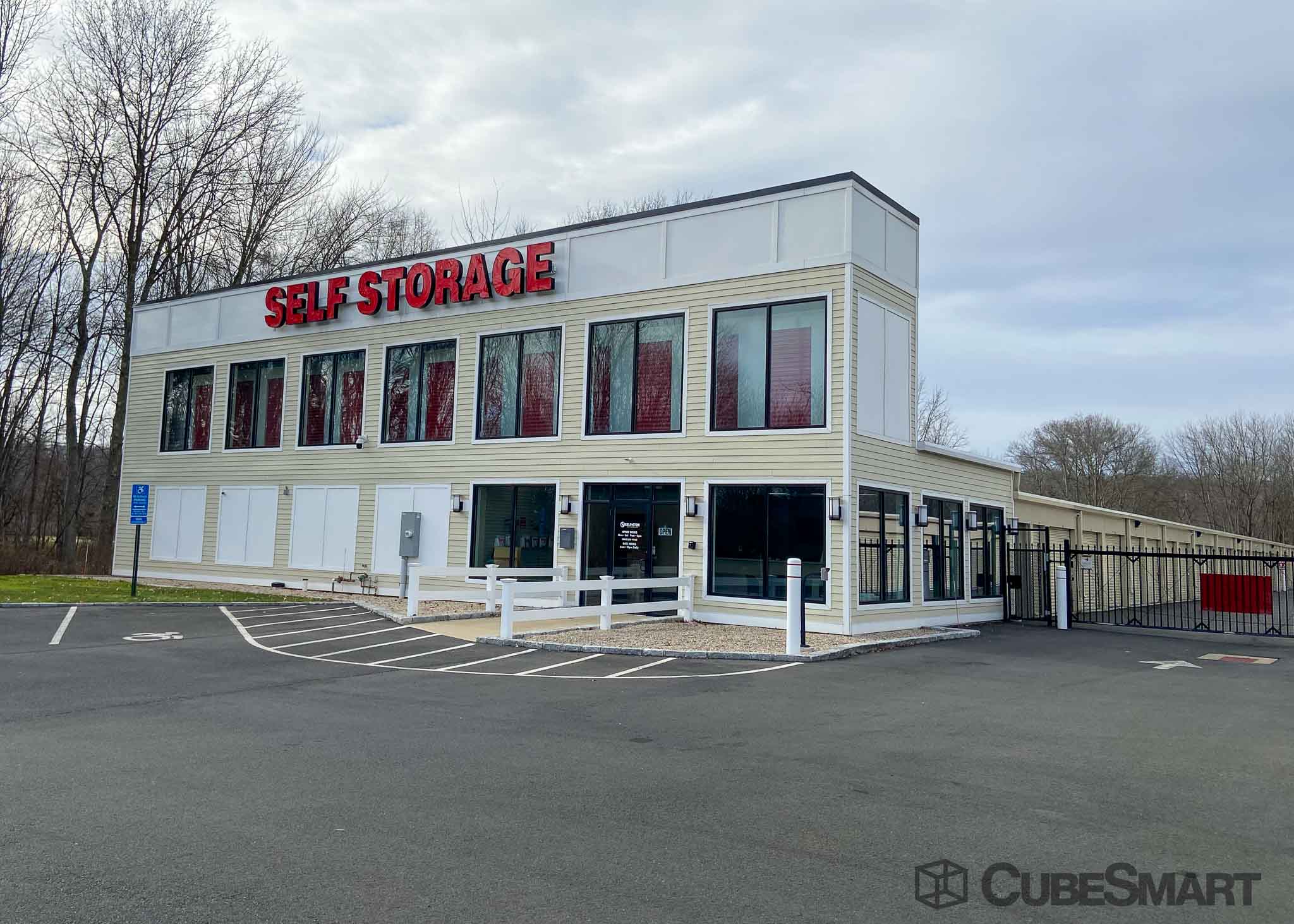 Storage Units at 811 Newfield St, Middletown, CT CubeSmart