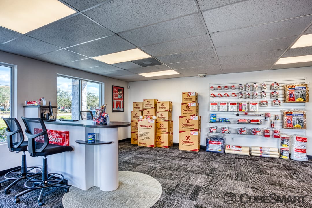 SelfStorage Units at 13750 Plantation Rd in Fort Myers, FL CubeSmart
