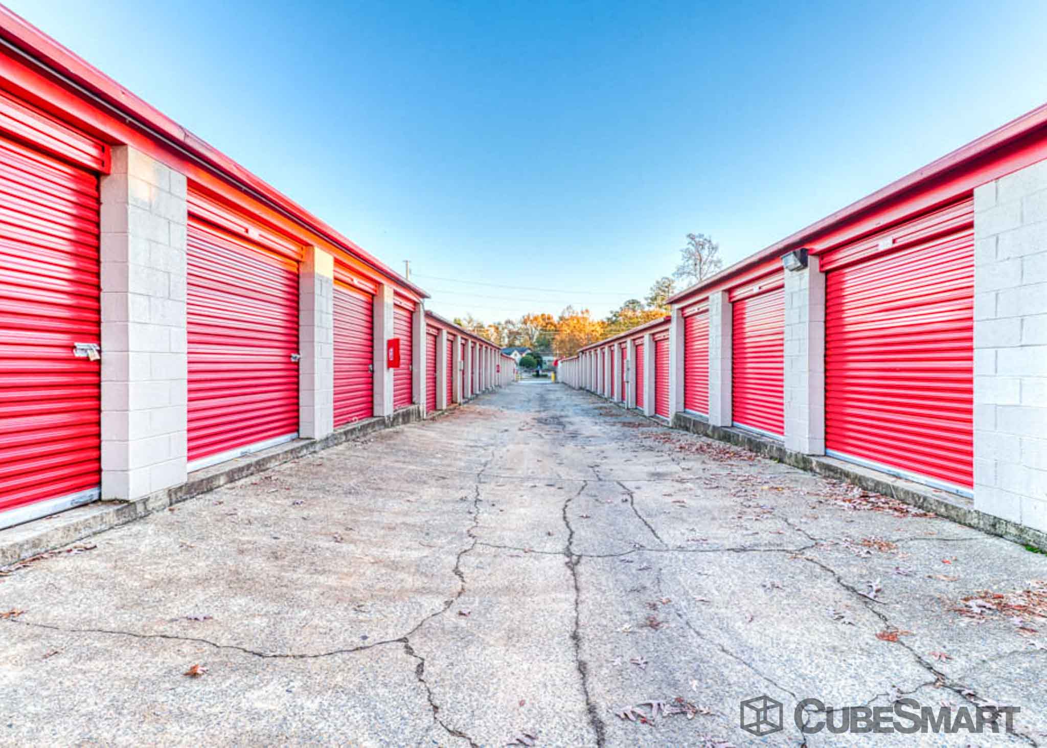Storage Near 5985 S Norcross Tucker Rd in Norcross CubeSmart
