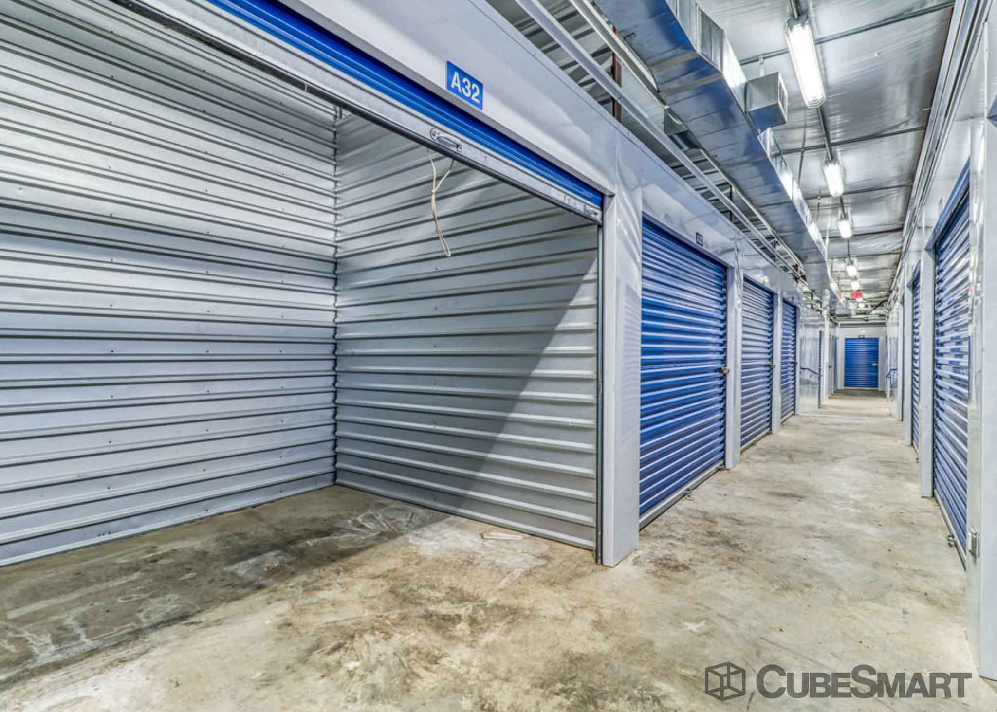 Storage Near 5985 S Norcross Tucker Rd in Norcross CubeSmart