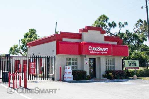 SelfStorage Units at 6512 14th Street in Bradenton, FL SelfStorage Units at 6512 14th Street in Bradenton, FL