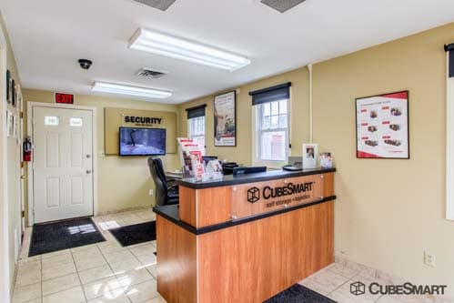 CT CubeSmart Self Storage Office In Manchester