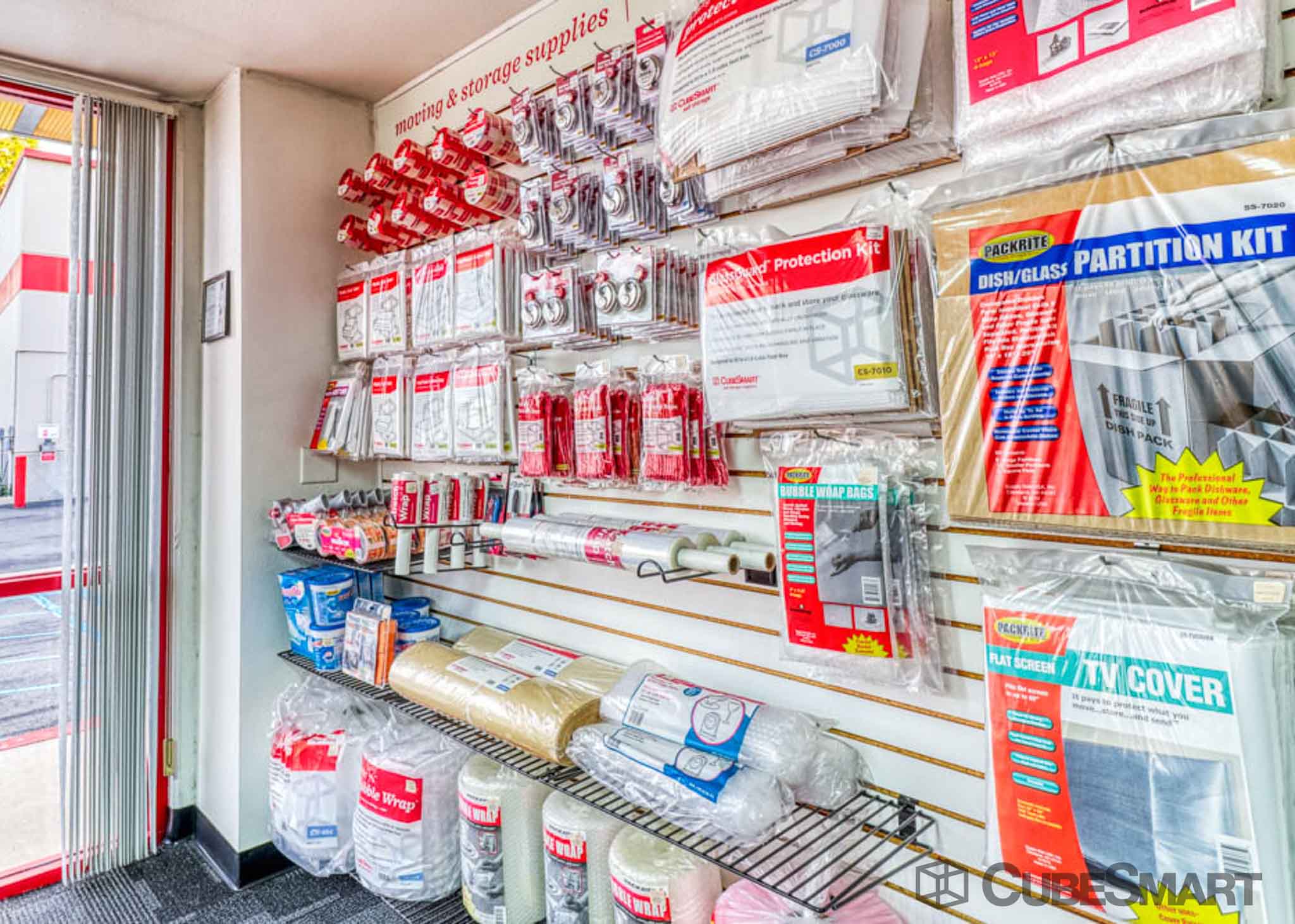 SelfStorage Units at 301 Lemon Creek Dr in Walnut, CA CubeSmart