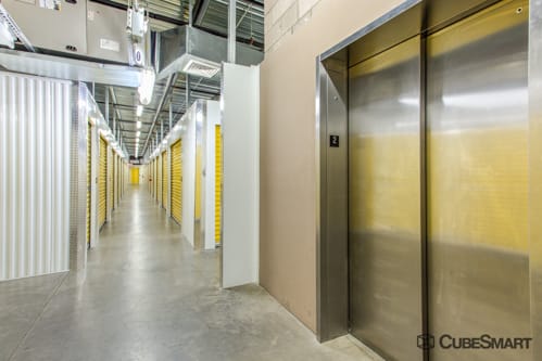 self storage units from 50 at 810 south mcclintock drive in tempe