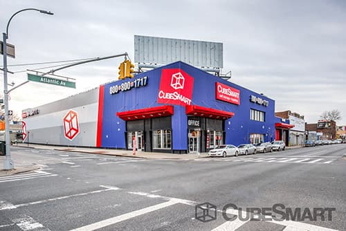 Self Storage Units From 36 At 1050 Atlantic Avenue In Brooklyn Exterior Of A Multi Story Cubesmart Self Storage Facility In Brooklyn Ny