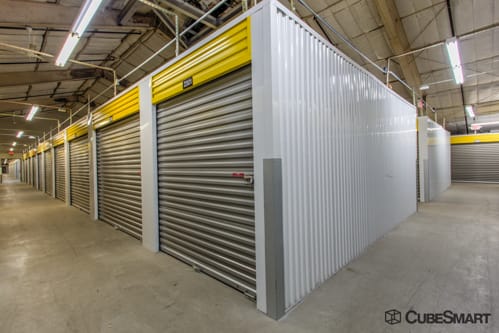 Self Storage Units From 117 At 1170 Atlantic Avenue In Baldwin Interior Self Storage Units At 1170 Atlantic Avenue