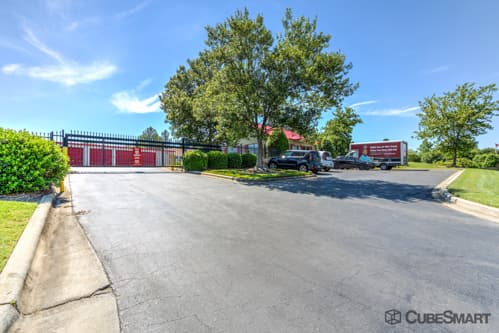 Self Storage Units At 12710 Lancaster Highway In Pineville Nc Cubesmart Self Storage In Pineville