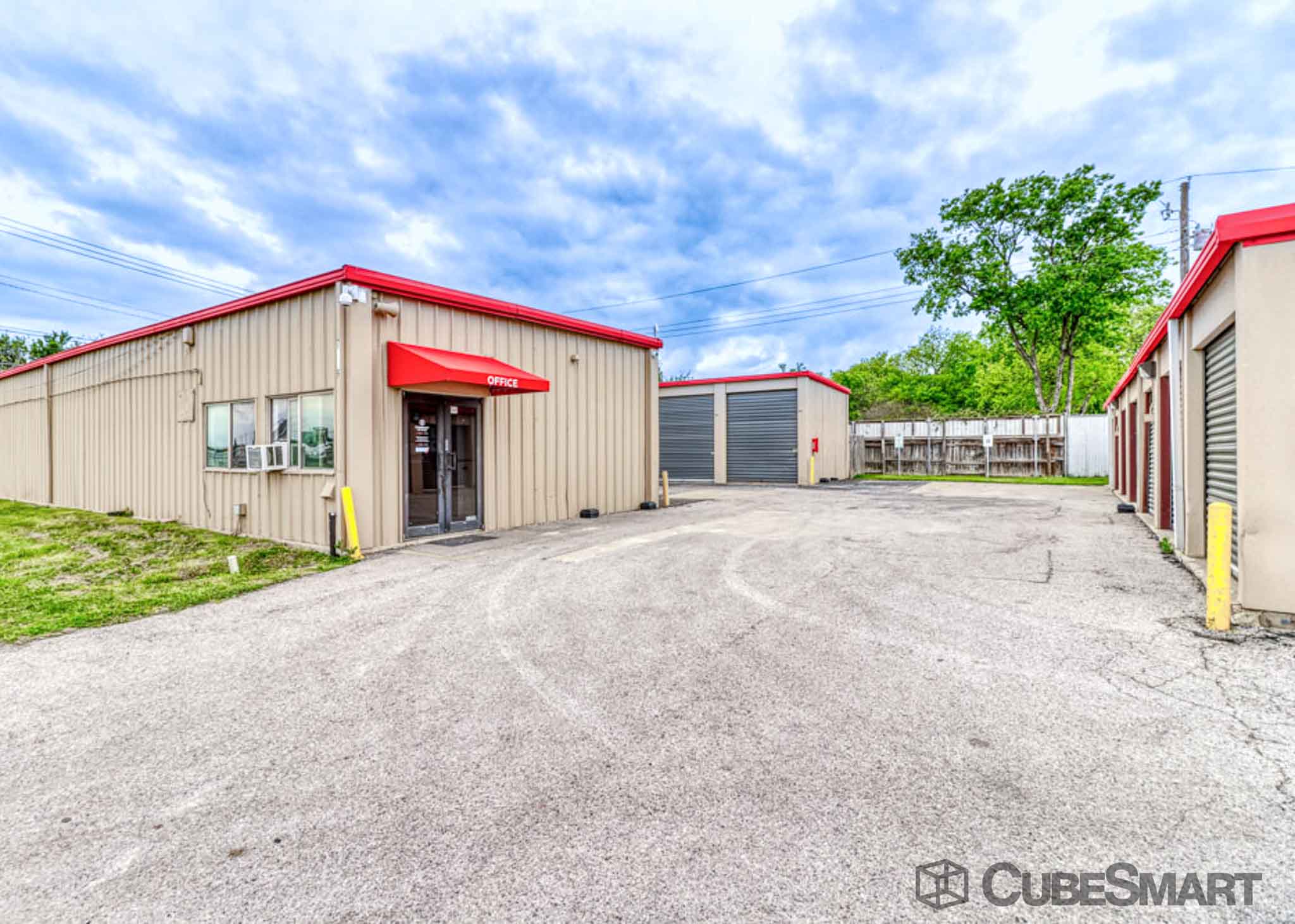 Storage Units at 7116 S Ih35, Austin, TX CubeSmart