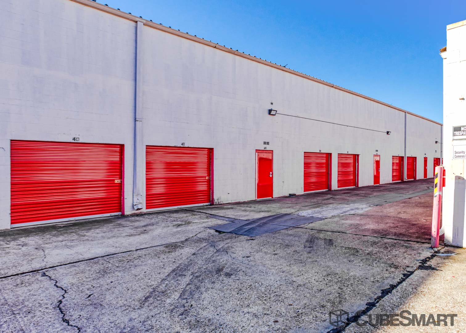 SelfStorage Units at 3735 Mangum Rd in Houston, TX CubeSmart