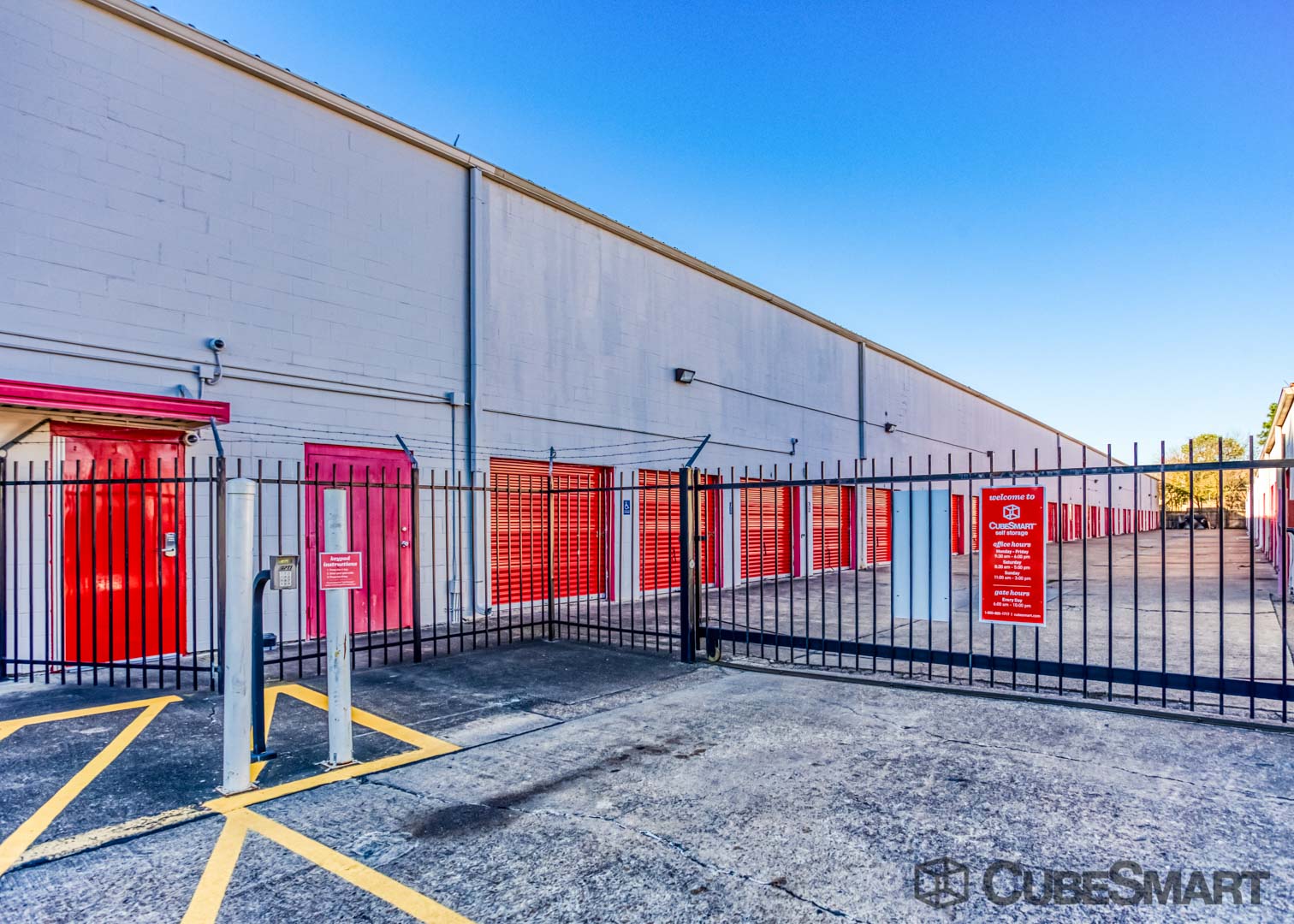 SelfStorage Units at 3735 Mangum Rd in Houston, TX CubeSmart