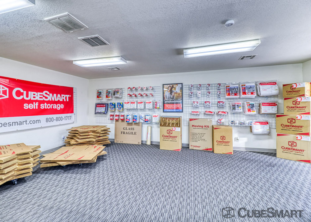 SelfStorage Units at 3755 N Las Vegas Blvd in Las Vegas, NV CubeSmart