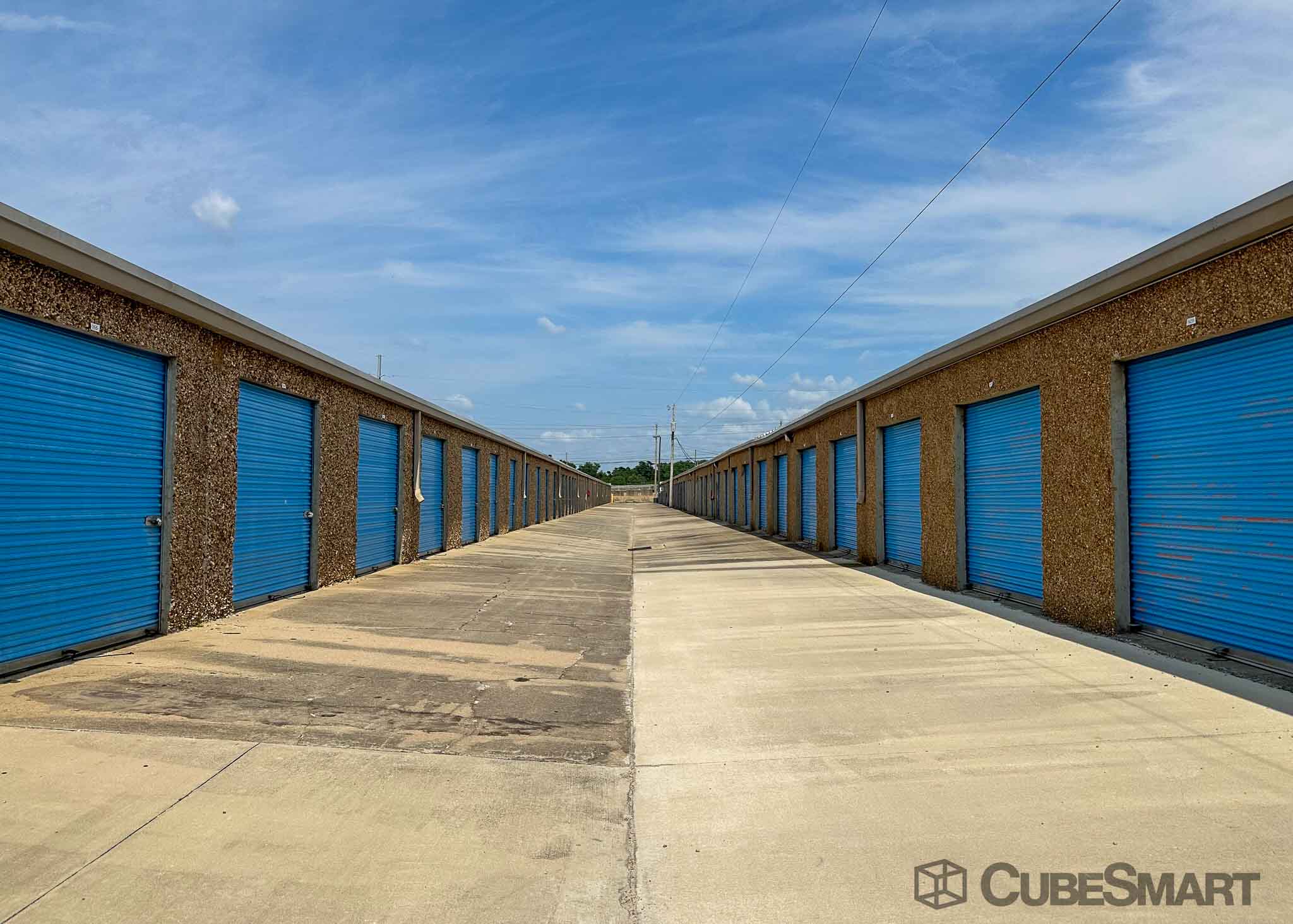SelfStorage Units at 1406 Capital Cir Ne in Tallahassee, FL CubeSmart