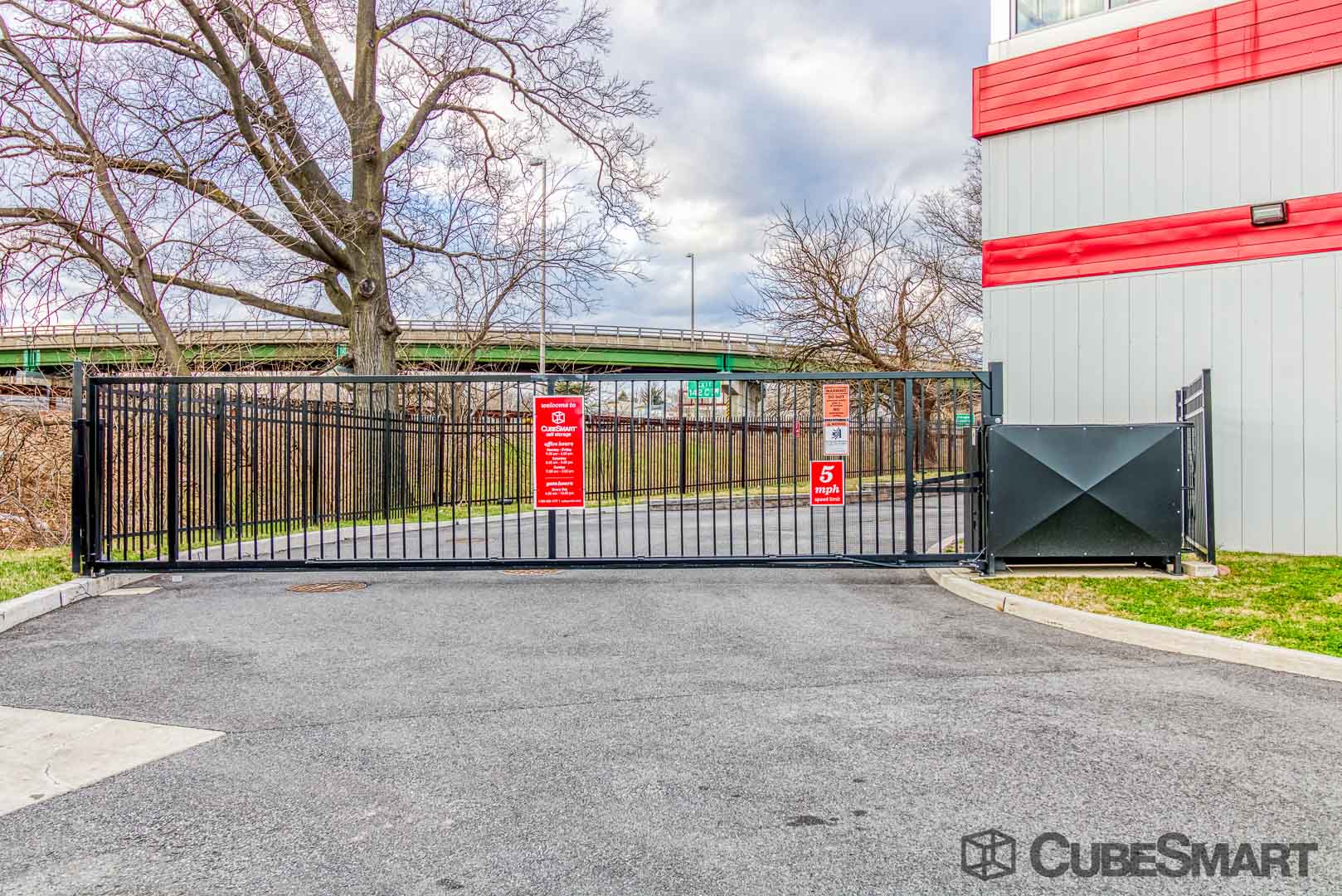 SelfStorage Units at 591 N Union Ave in Hillside, NJ CubeSmart
