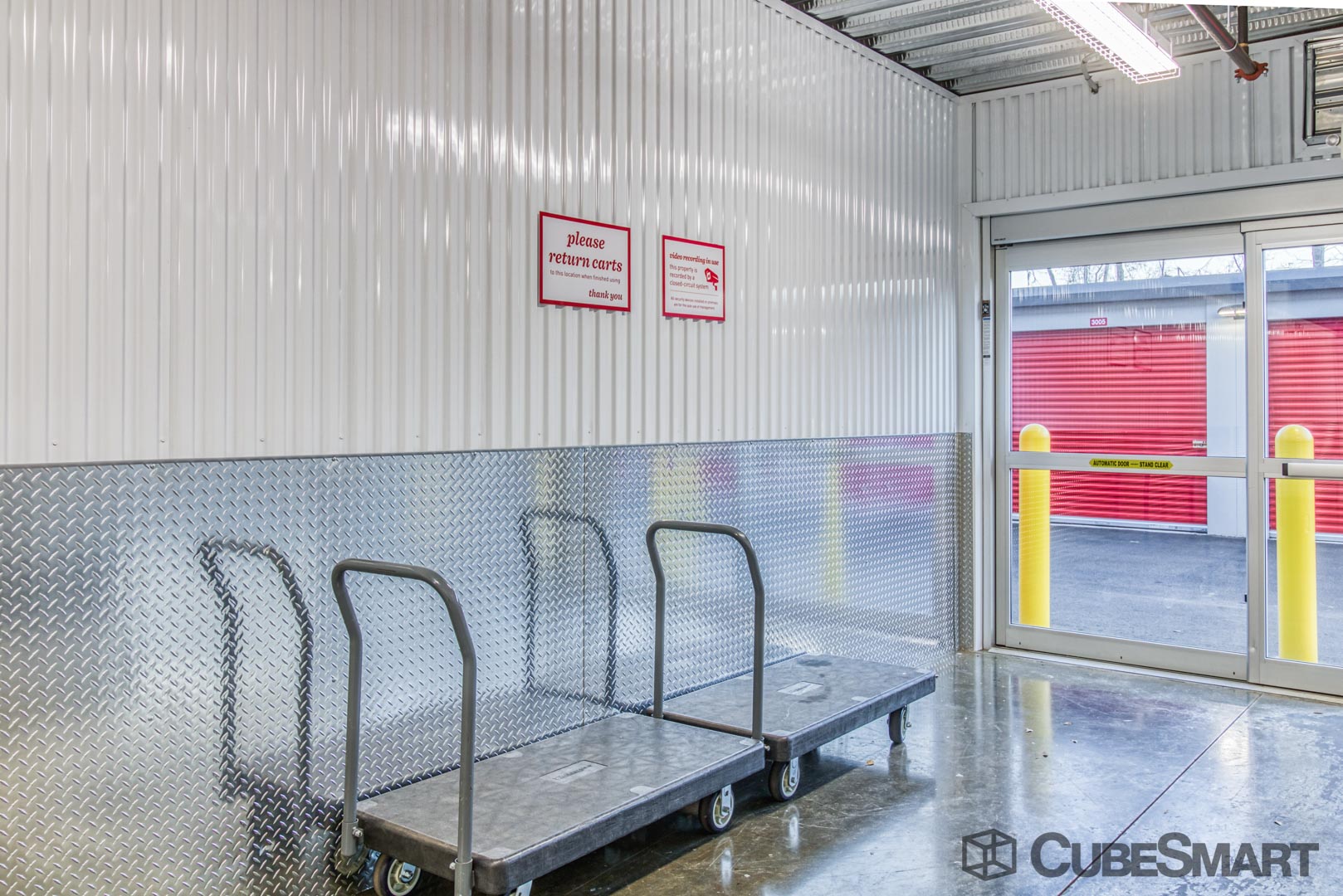 SelfStorage Units at 3411 Apalachee Pkwy in Tallahassee, FL CubeSmart