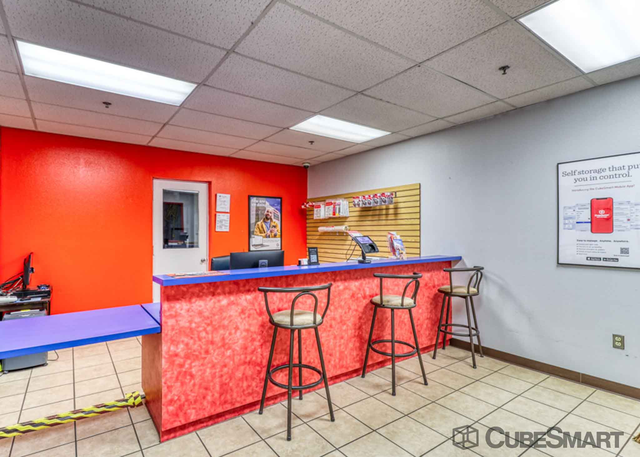 SelfStorage Units at 720 1st St Nw in Albuquerque, NM CubeSmart