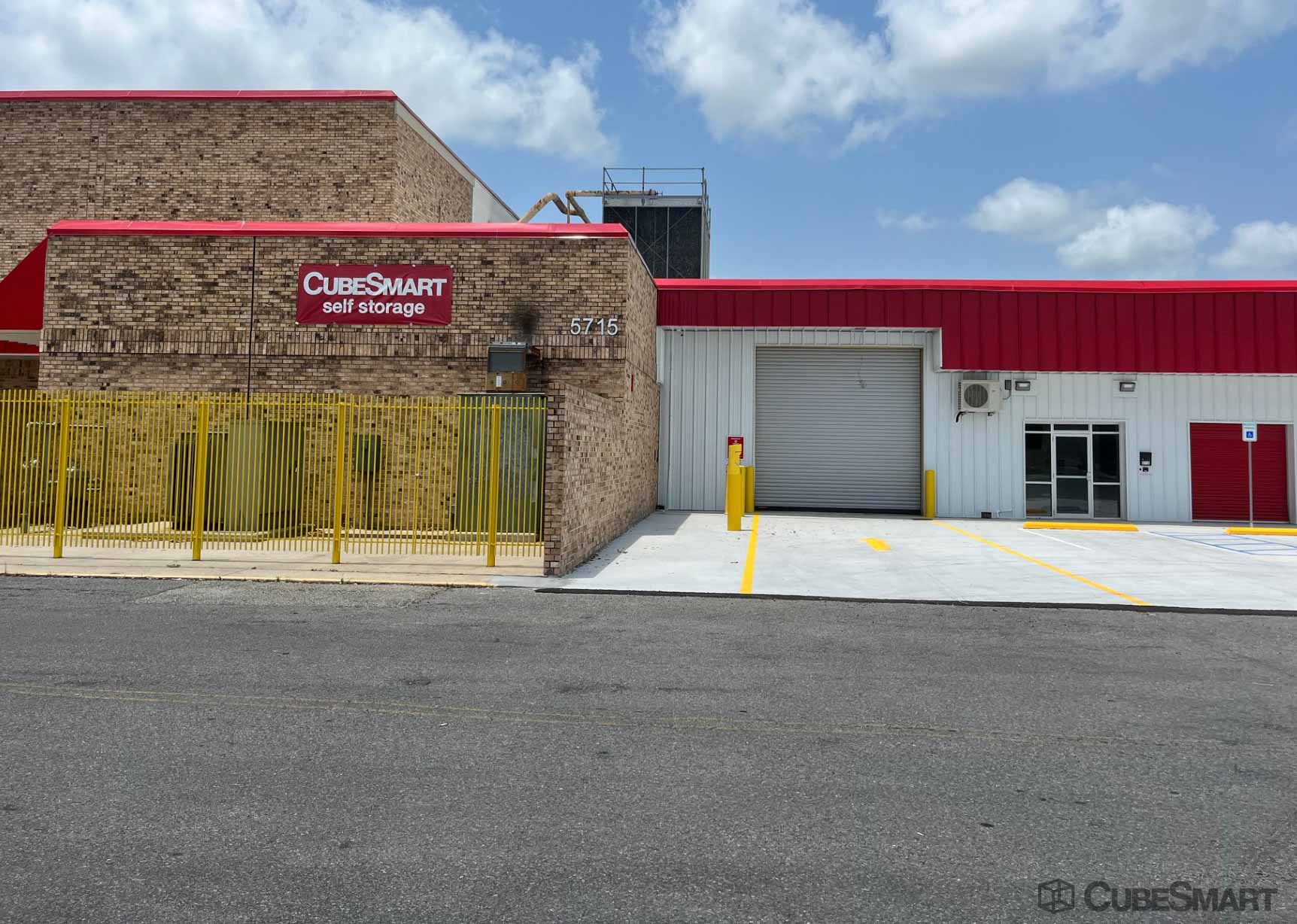 Storage Units at 5715 Johnston Street, Lafayette, LA CubeSmart